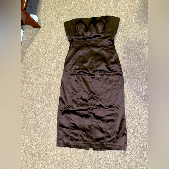 bebe Dresses & Skirts - Bebé semi-formal ribbed strapless dress - City brown